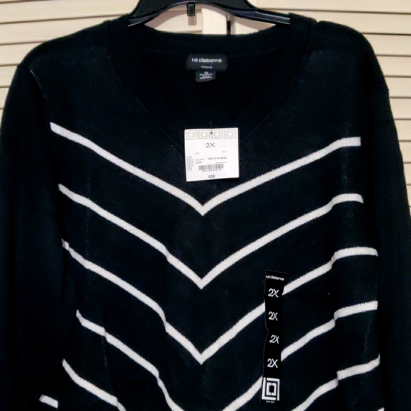 Liz Claiborne Long Sleeve Chevron Sweater - Plus - Picture 5 of 9